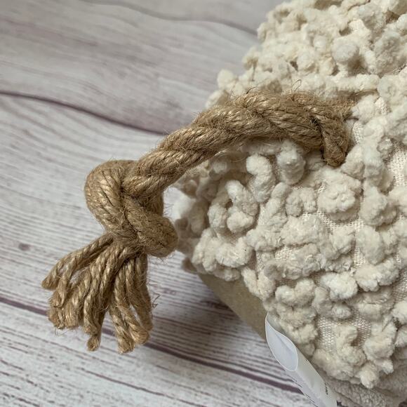 Petlou Warthog Dog Toy with Squeaker and Crinkle Ears Puppy Fetch Toss Play - Picture 7 of 10